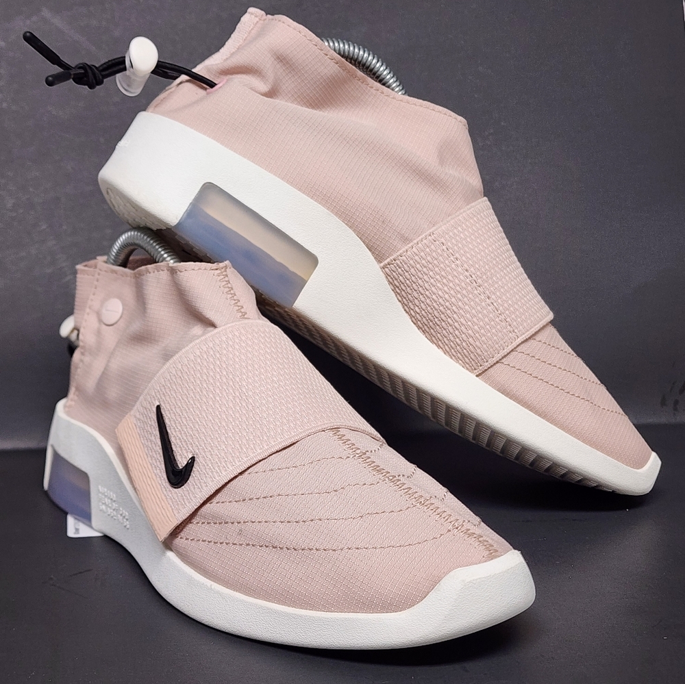 Nike Men's Pink Slip-On Sneakers